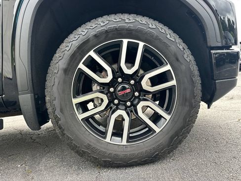 Used 2024 GMC Sierra 1500 Elevation AWD/4WD image 13