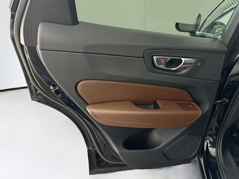 Used 2023 Volvo XC60 B5 Plus w/ Climate Package image 28