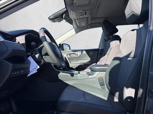 New 2025 Toyota RAV4 XLE image 10