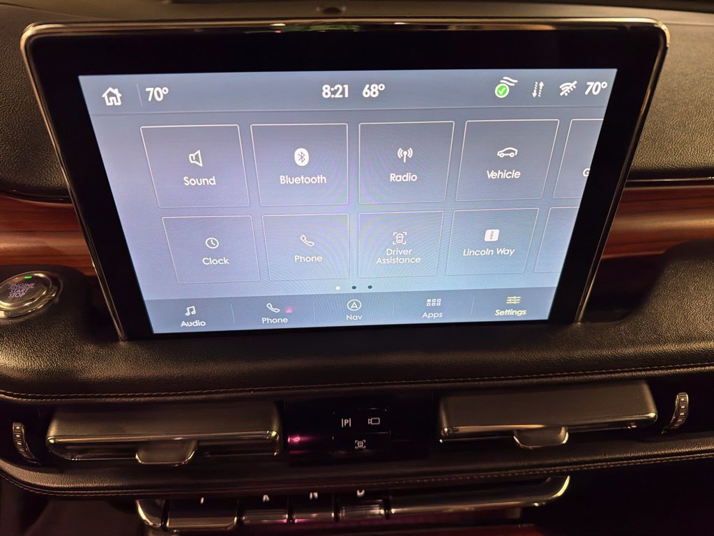 Used 2023 Lincoln Aviator Reserve w/ Equipment Group 201A AWD/4WD image 9
