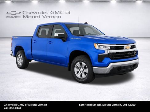 Used 2025 Chevrolet Silverado 1500 LT AWD/4WD image 2