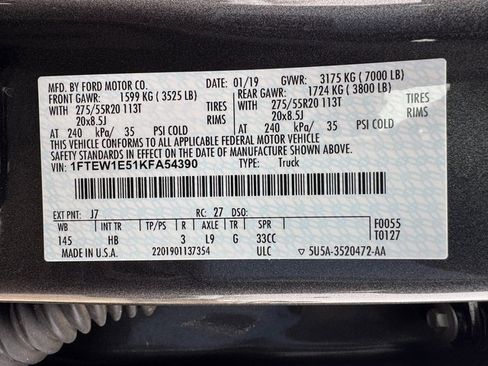 Certified 2019 Ford F150 Lariat w/ Equipment Group 502A Luxury image 31