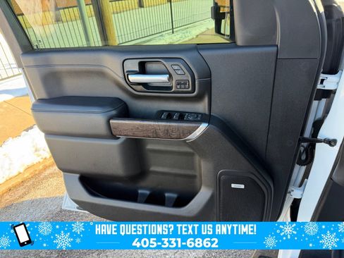 Used 2022 GMC Sierra 2500 Denali image 24
