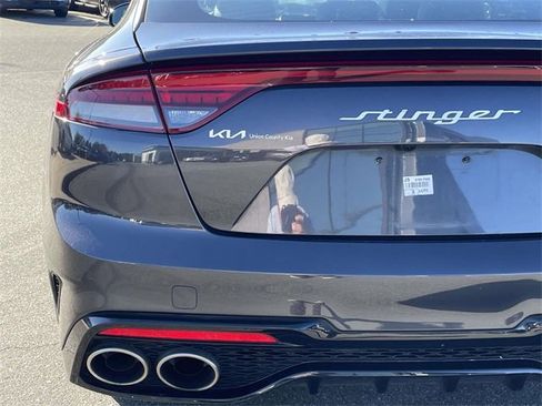 Certified 2023 Kia Stinger GT2 image 18