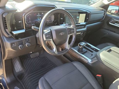 Used 2022 Chevrolet Silverado 1500 RST image 10