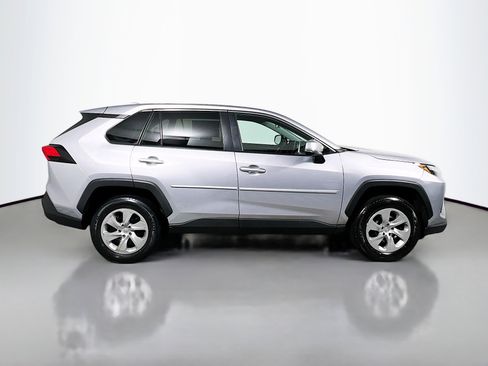 Used 2023 Toyota RAV4 LE image 3