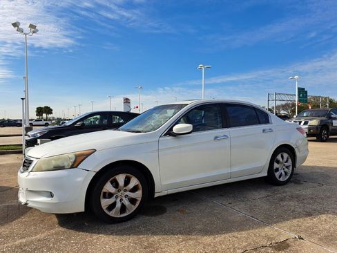 Used 2010 Honda Accord EX-L image 1