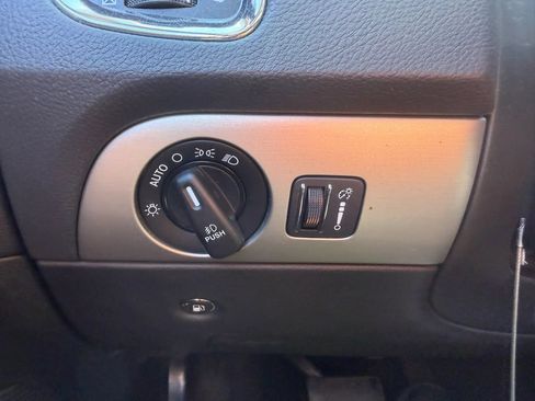 Used 2018 Dodge Durango SXT w/ Quick Order Package 2BB AWD/4WD image 16