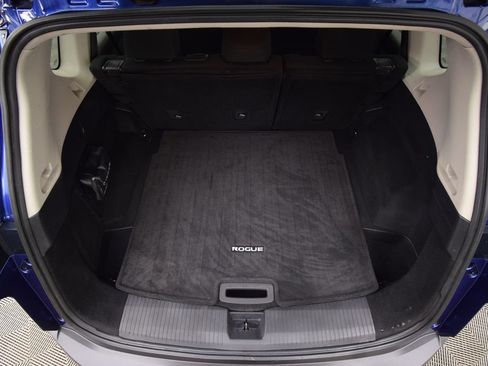 Used 2023 Nissan Rogue S FWD image 26