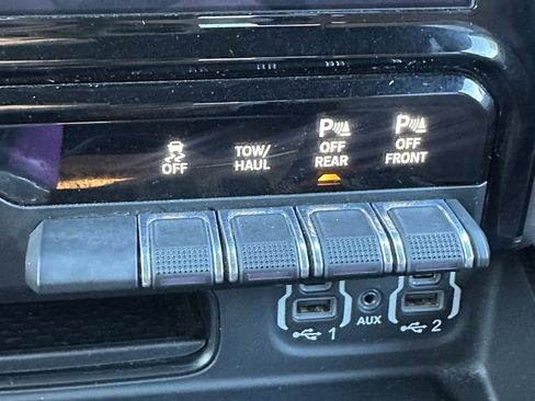 Used 2021 RAM 1500 Limited image 17