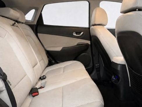 Used 2023 Hyundai Kona Limited AWD/4WD image 18