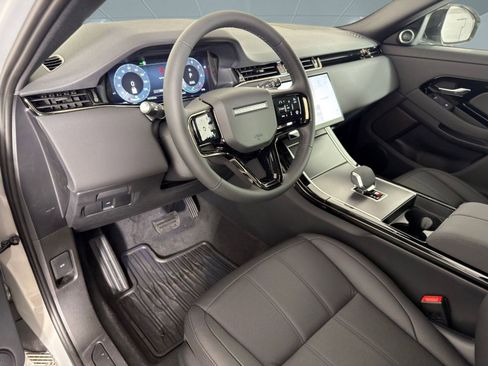 New 2026 Land Rover Range Rover Evoque S image 4