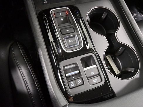 New 2025 Honda Pilot EX-L image 23