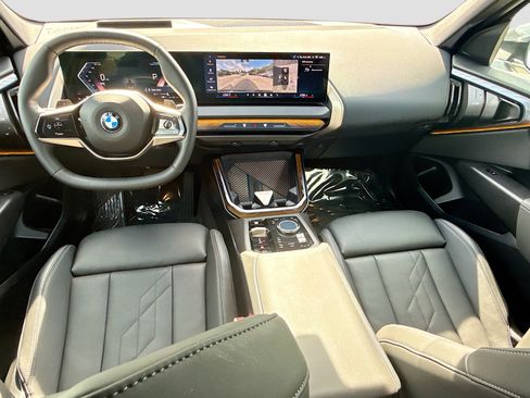 Used 2025 BMW X3 xDrive30i w/ Premium Package AWD/4WD image 16