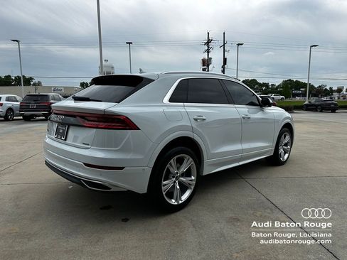 Used 2023 Audi Q8 Premium AWD/4WD image 5