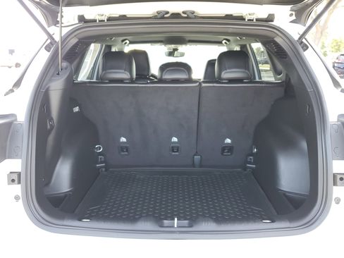 Used 2023 Jeep Compass Latitude image 7