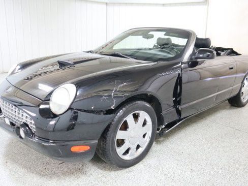 Used 2003 Ford Thunderbird image 2