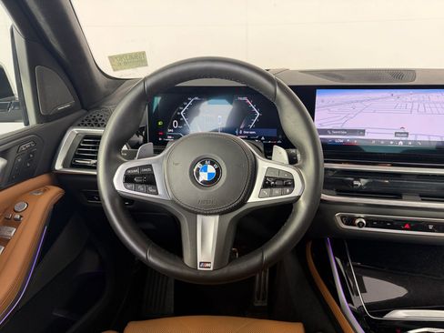 Used 2025 BMW X7 xDrive40i w/ Executive Package AWD/4WD image 31