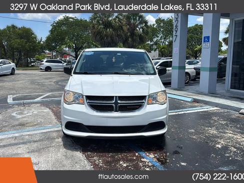 Used 2017 Dodge Grand Caravan SE w/ Power Window Group FWD image 5