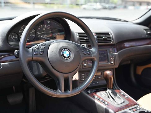 Used 2004 BMW 325Ci Convertible image 22