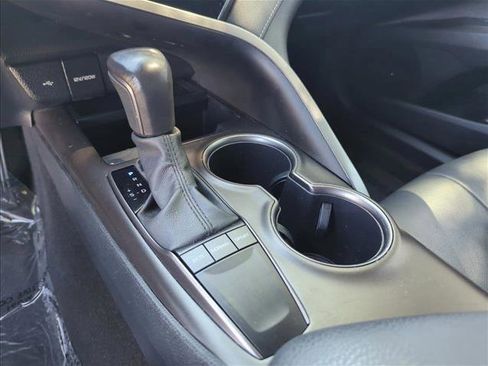 Used 2023 Toyota Camry SE FWD image 15