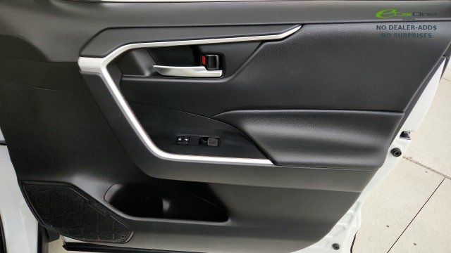 Used 2021 Toyota RAV4 XLE Premium AWD/4WD image 38