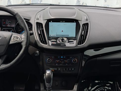 Used 2019 Ford Escape Titanium FWD image 19