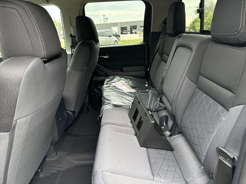 New 2026 Nissan Frontier SV image 6