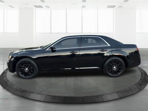 Used 2014 Chrysler 300 S image 7