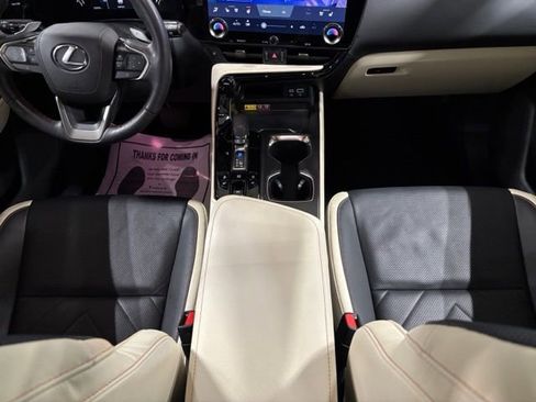 Used 2024 Lexus NX 350 AWD w/ Vision Package image 10