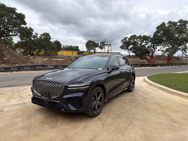 Used 2023 Genesis GV70 3.5T Sport w/ Sport Prestige Package AWD/4WD image 2