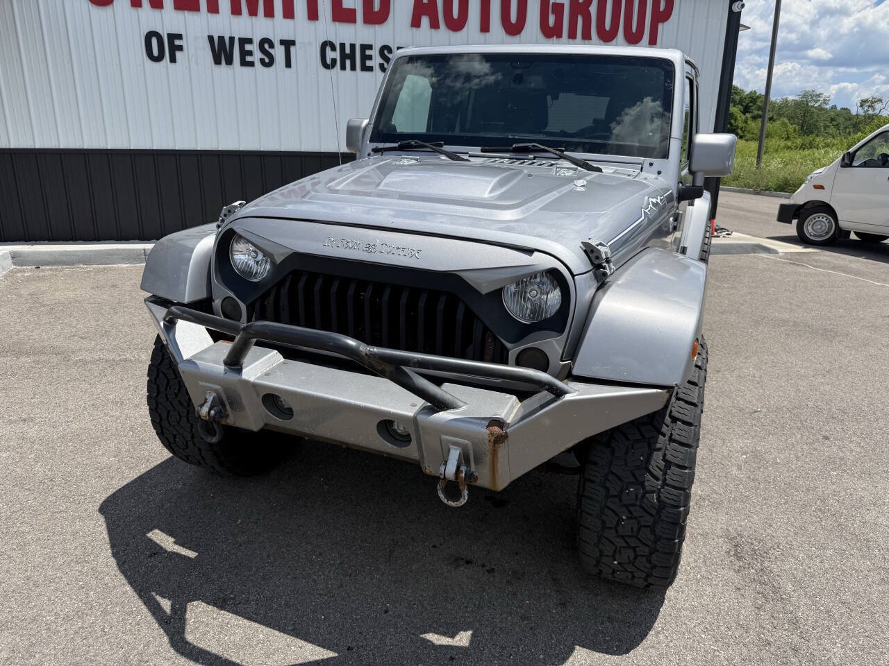 Used 2014 Jeep Wrangler Unlimited Sahara AWD/4WD image 2