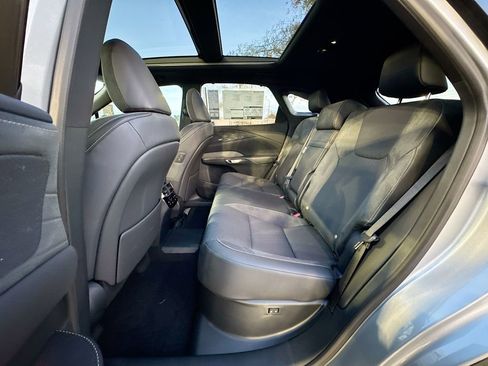 New 2026 Lexus RX 450h AWD image 31