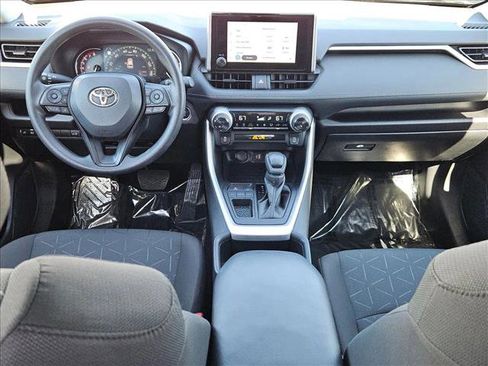Used 2024 Toyota RAV4 XLE image 18