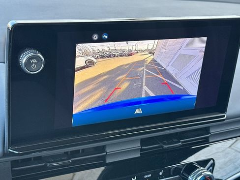 Used 2024 Honda Prologue Touring image 22