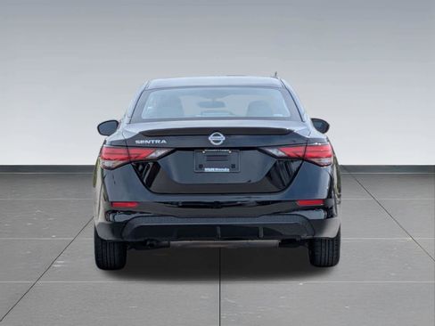Used 2020 Nissan Sentra S w/ Trunk Package FWD image 4