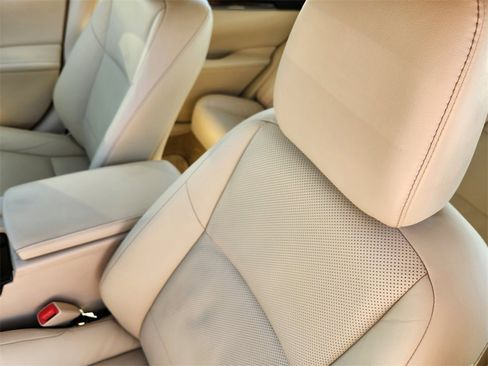 Used 2013 Lexus ES 350 image 23