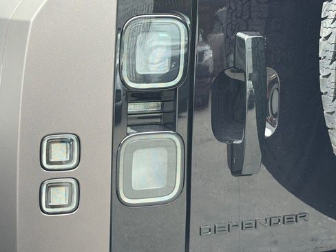 New 2026 Land Rover Defender 110 OCTA AWD/4WD image 23