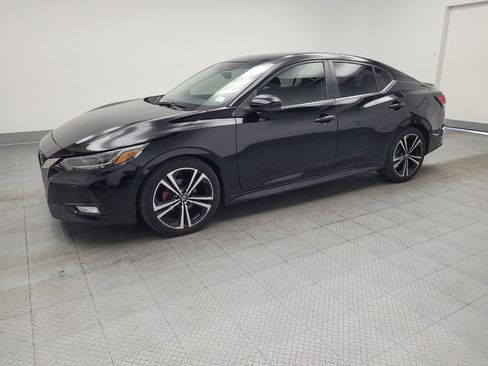 Used 2023 Nissan Sentra SR w/ SR Premium Package FWD image 2