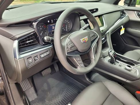 New 2026 Cadillac XT5 Premium Luxury w/ Driver Assist Package FWD image 21