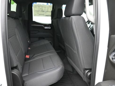 New 2026 GMC Sierra 1500 SLE AWD/4WD image 10