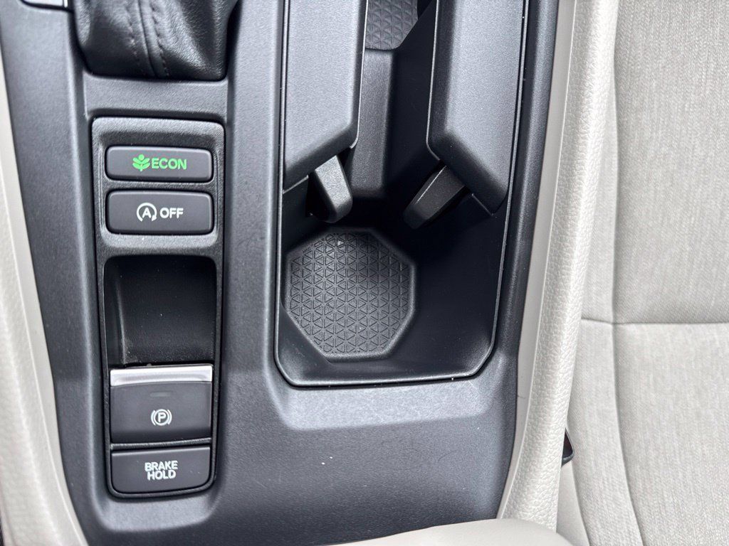 Used 2024 Honda Accord EX image 30