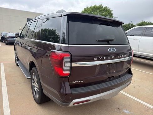 Used 2023 Ford Expedition Limited AWD/4WD image 2