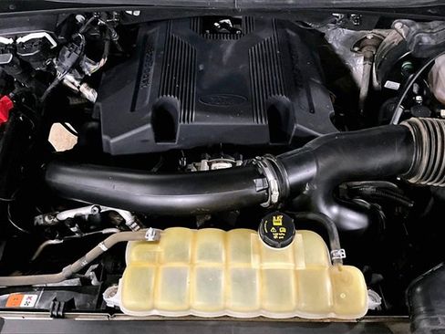 Used 2019 Ford F150 XLT w/ Equipment Group 302A Luxury image 29