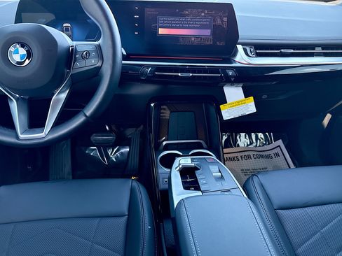 Used 2025 BMW X1 xDrive28i w/ Technology Package image 20