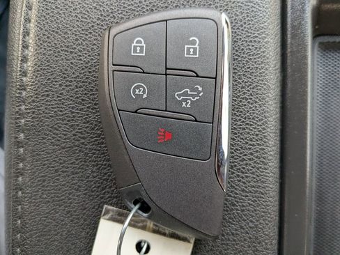 Used 2025 Chevrolet Silverado 1500 LT image 30