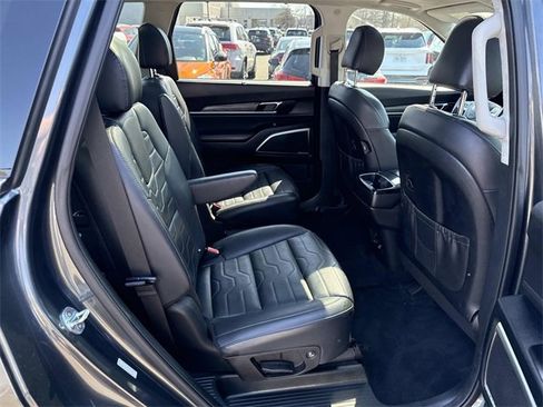 Used 2021 Kia Telluride SX w/ SX Prestige Package image 11