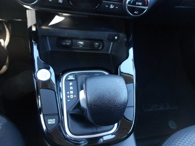 Used 2025 Kia Soul S FWD image 21