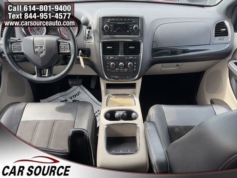 Used 2014 Dodge Grand Caravan SXT image 10