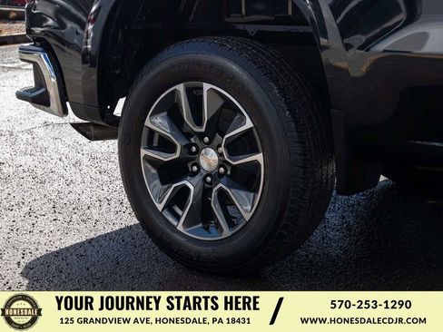 Used 2023 Chevrolet Silverado 1500 LT image 10